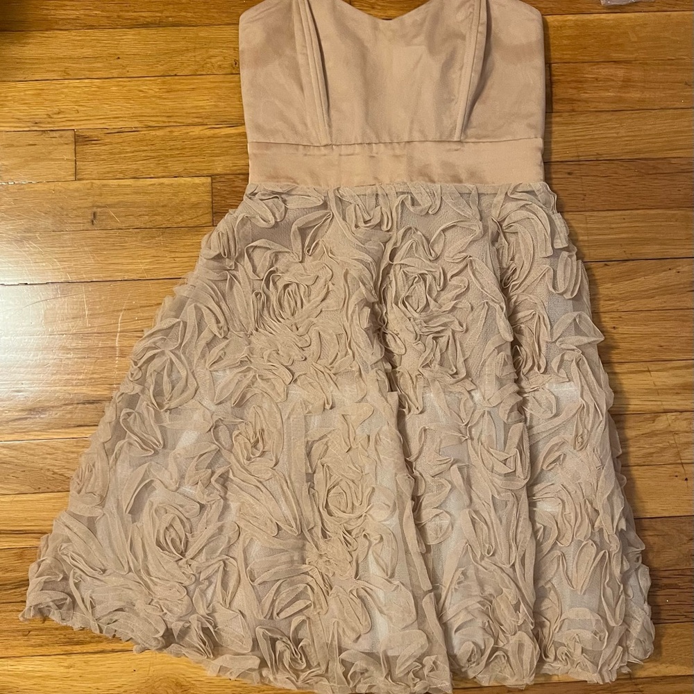 tan ruffled dress